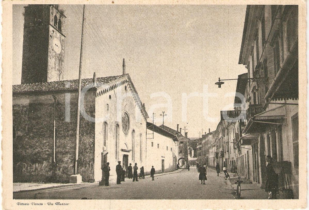 Cartolina originale da collezione 1947 VITTORIO VENETO (TV) Autofficina in Via Mazzini ANIMATA *Cartolina FG VG 1