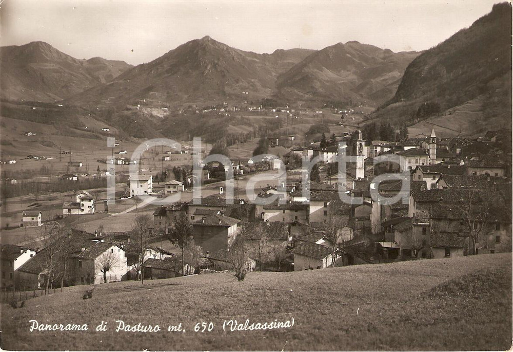 Cartolina originale da collezione 1956 PASTURO LC Vista panoramica del paese VALSASSINA Cartolina FG VG 1