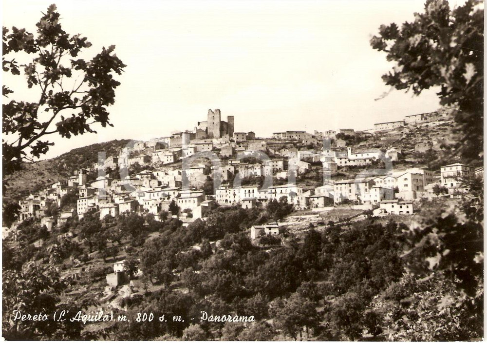 Cartolina originale da collezione 1950 ca PERETO (AQ) Veduta panoramica con Castello COLONNA *Cartolina FG VG 1