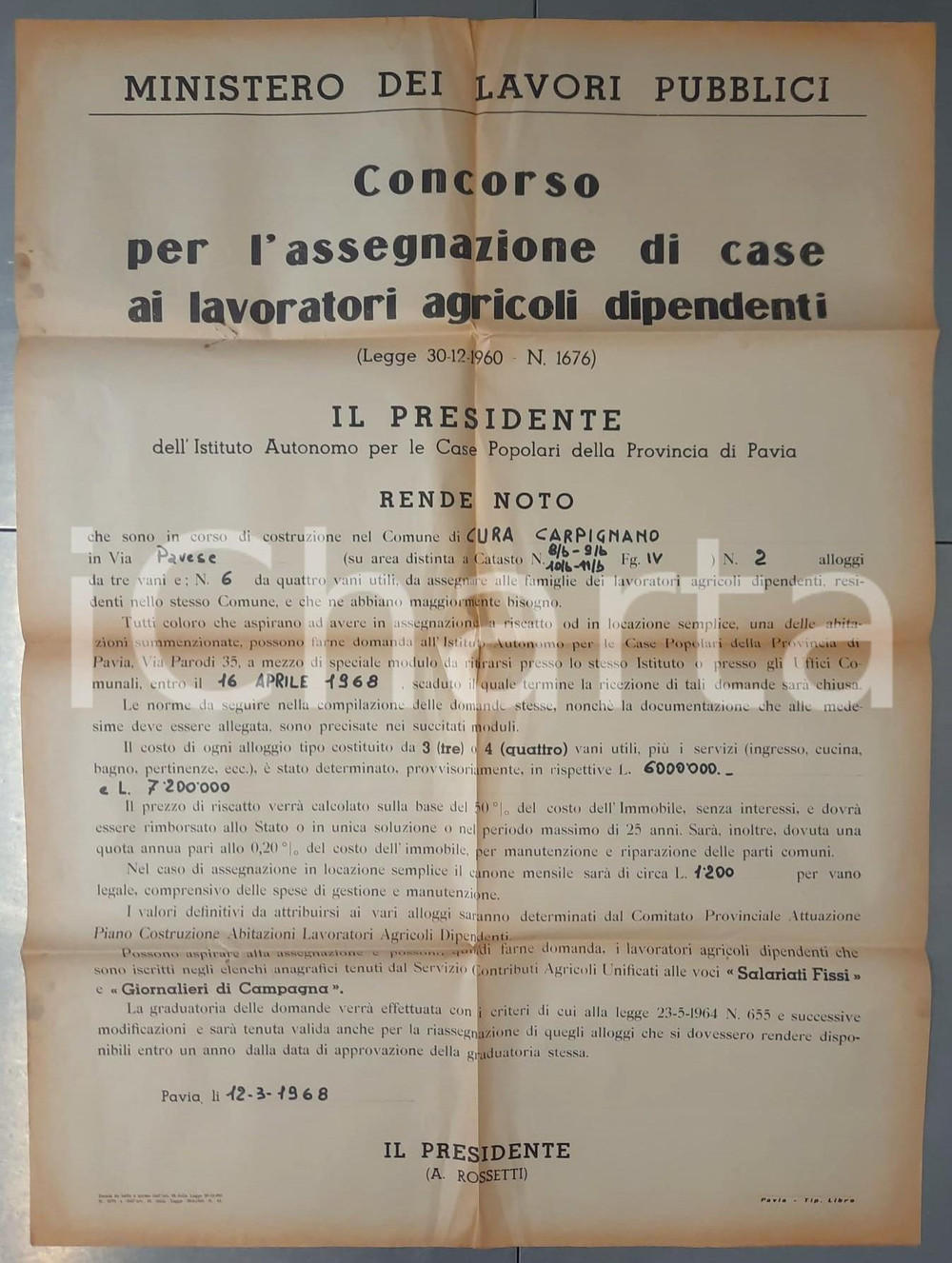 Documento originale, autentico 1968 CURA CARPIGNANO (PV) Case agli agricoltori - Manifesto 64x88 cm 1