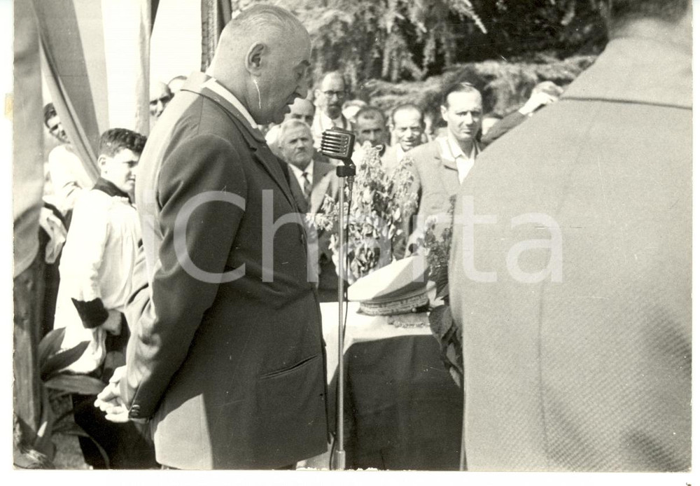 Fotografia d'epoca originale 1958 PONZANO MONFERRATO (AL) Carlo MELOTTI ricorda Ugo CAVALLERO *Foto 1