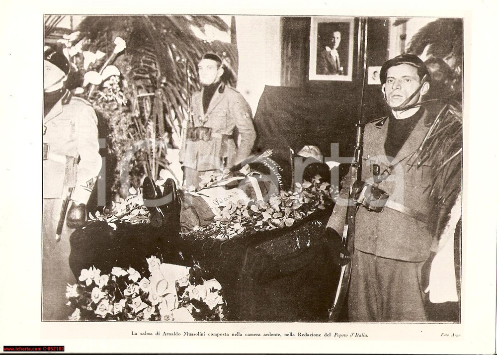 Fotografia d'epoca originale 1931 MILANO Camera ardente di Arnaldo MUSSOLINI foto 1