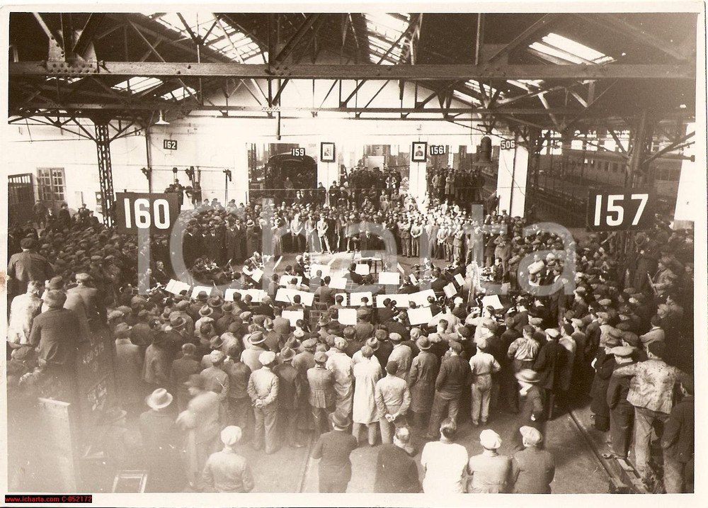 Fotografia d'epoca originale 1937 FIRENZE Concerto di fabbrica FF.SS. PORTA AL PRATO 1