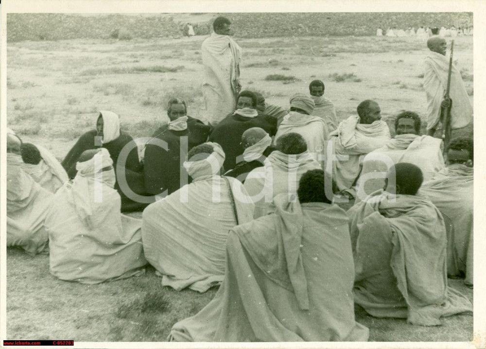 Fotografia d epoca originale 1930 circa AOI  GHEIBI ADIGRAT Riunione di notabili abissini  FOTO OTTOLENGHI 1