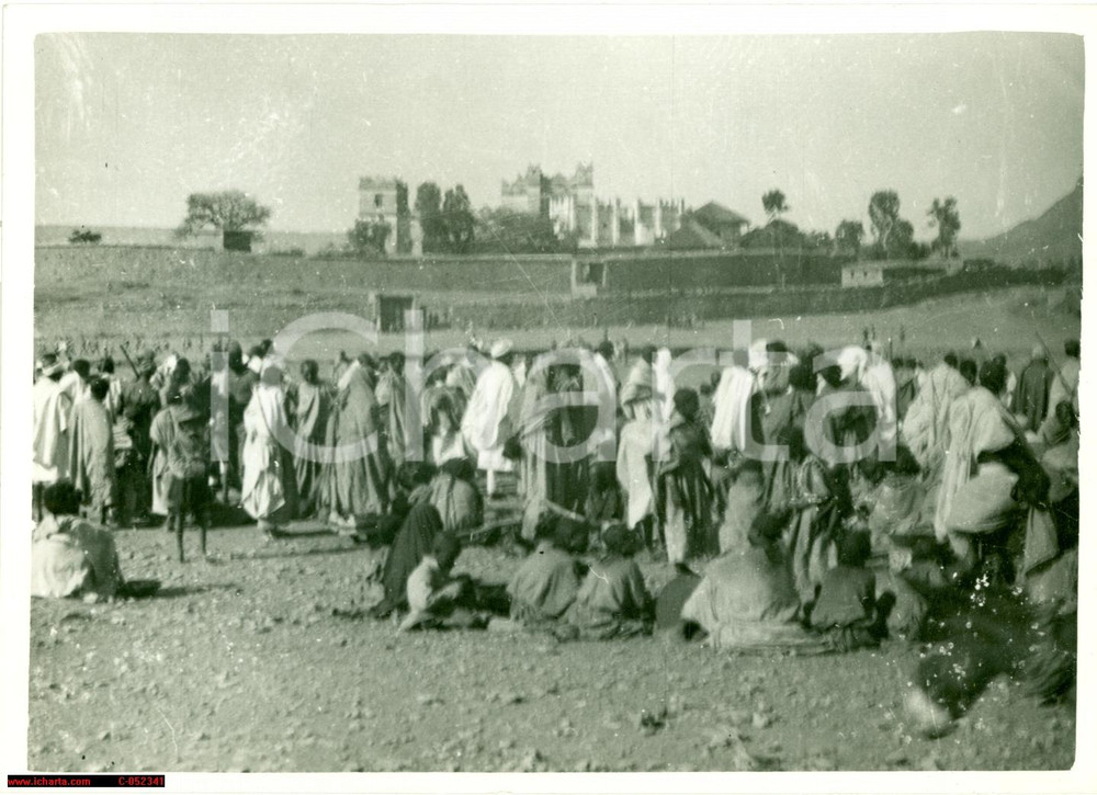Fotografia d'epoca originale 1936 MACALLE' (ETIOPIA) Mercato al Castello re GIOVANNI 1