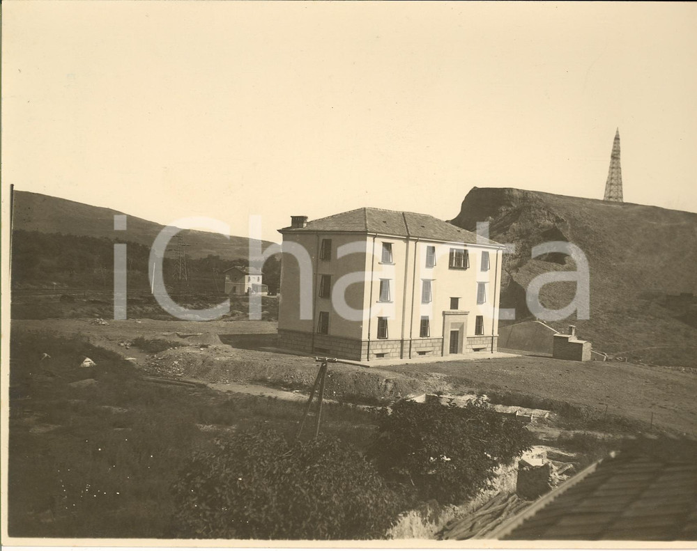 Fotografia d'epoca originale 1933 SPEZZANO ALBANESE (CS) Case per personale FERROVIA 1