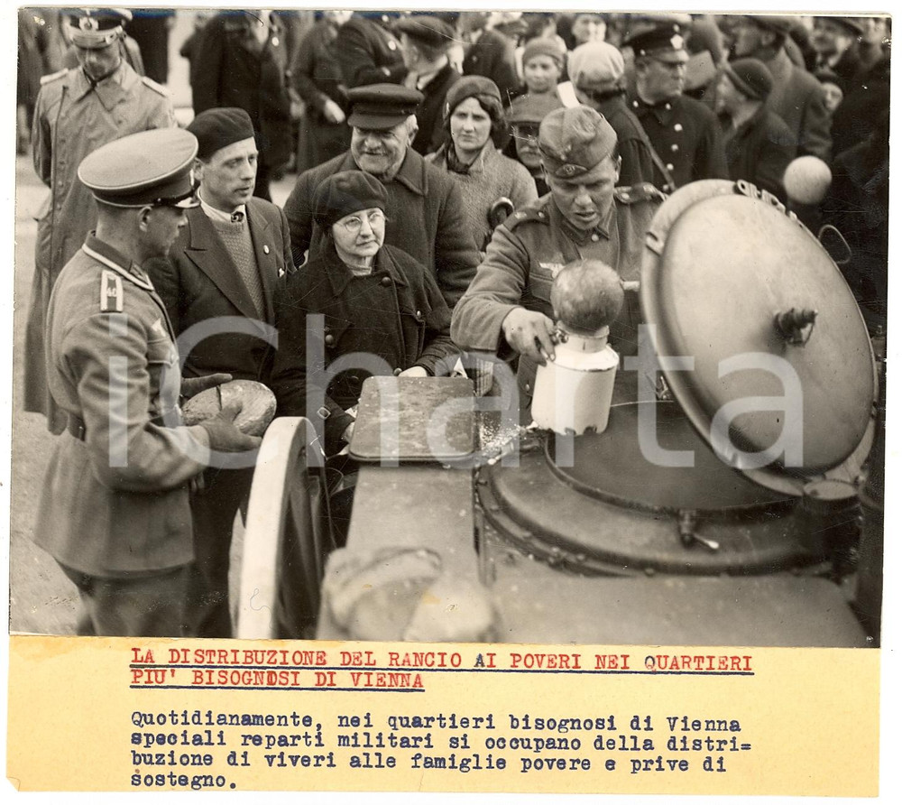 Fotografia d'epoca originale 1938 WIEN Distribuzione del rancio agli abitanti dei quartieri poveri Fotografia 1