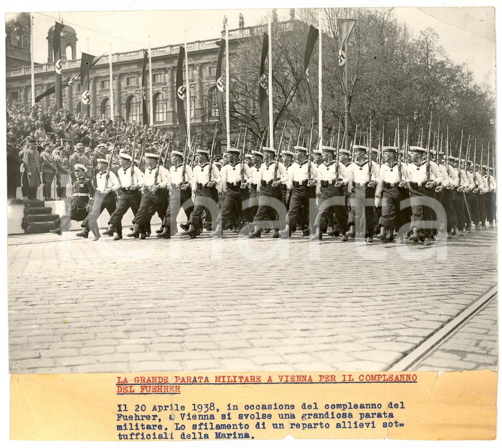 Fotografia d'epoca originale 1938 VIENNA Grande parata militare per il compleanno di Adolf HITLER *Fotografia 1