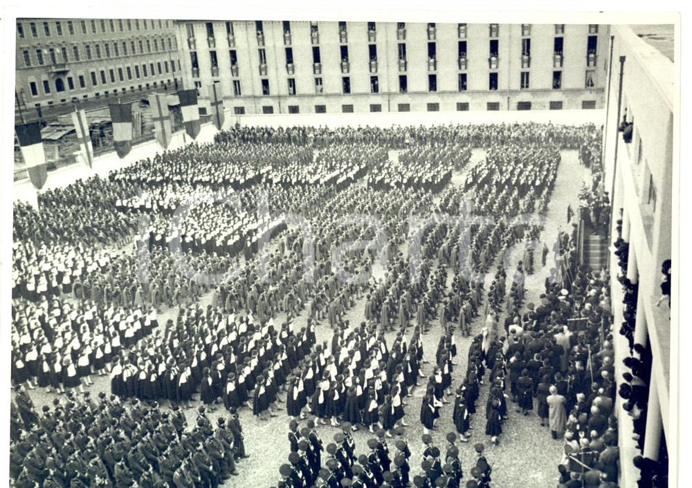 Fotografia d'epoca originale 1938 MILANO Parata GIL per Anniversario della VITTORIA *Fotografia BRUNI 1