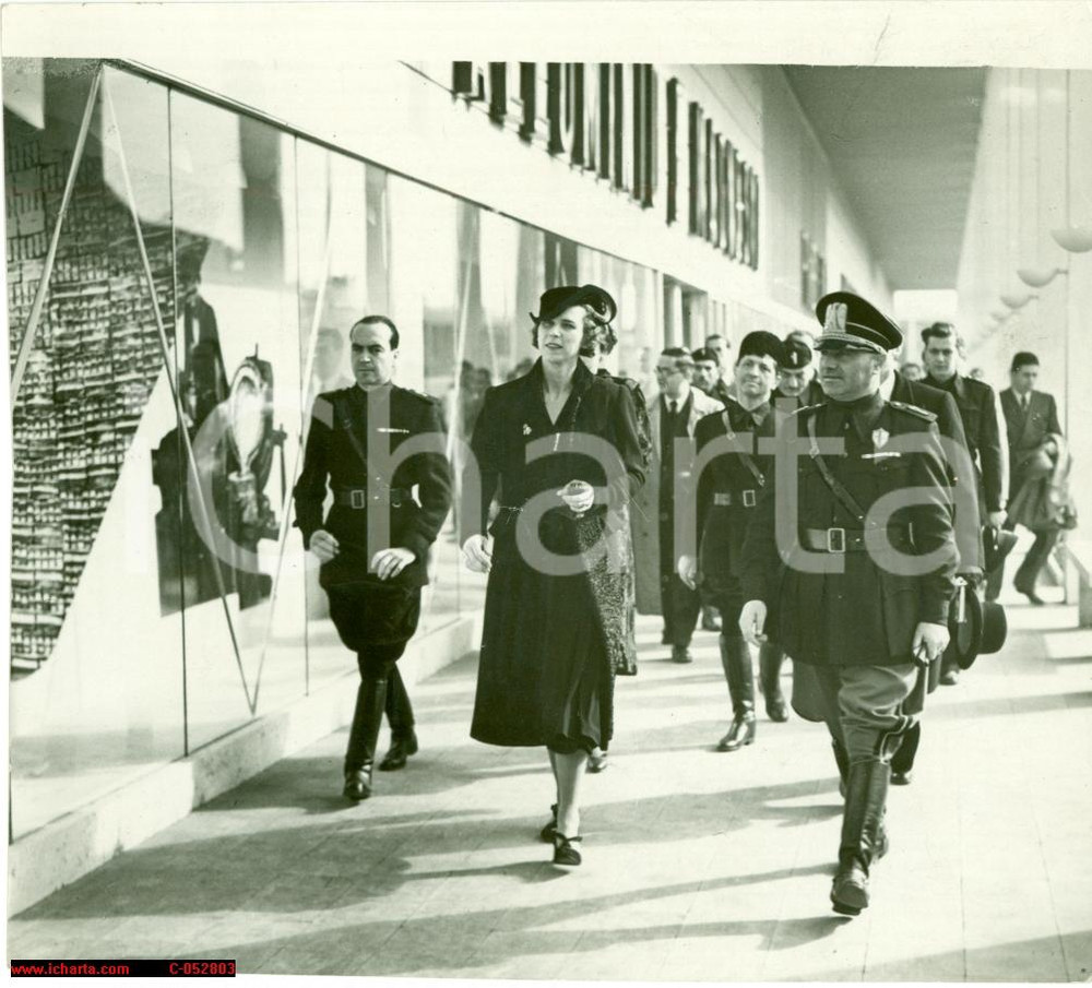 Fotografia d epoca originale 1938 ROMA Maria José SAVOIA Mostra Autarchica Minerale FOTOGRAFIA 1
