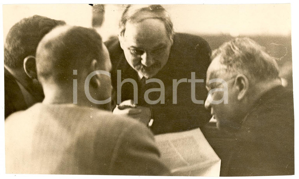 Fotografia d epoca originale 1933 LONDON ECONOMIC CONFERENCE  MAXIM LITVINOV E BORIS SKVISRKY Fotografia 1