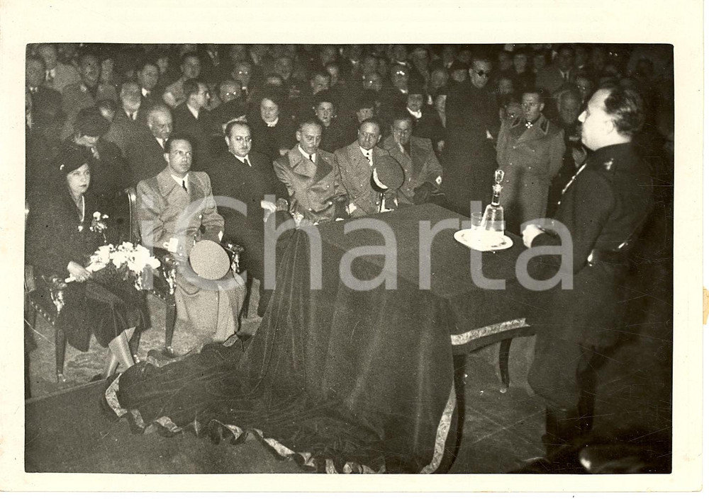 Fotografia d'epoca originale 1938 NAPOLI Umberto II ascolta conferenza FARINACCI 1