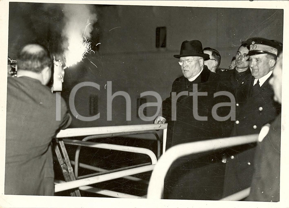 Fotografia d'epoca originale 1939 NAPOLI Arrivo Joseph Dennis DOUGHERTY per Conclave 1