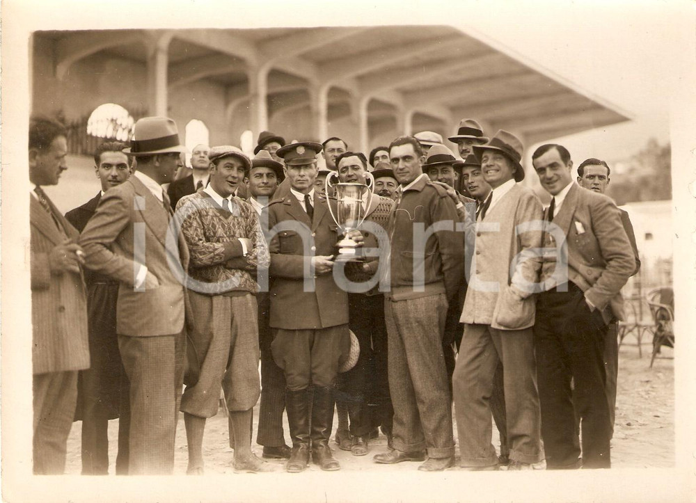 Fotografia d'epoca originale 1930 SANREMO (IM) Adriano GEMMO vincitore della gara di tiro al piccione *FOTO 1