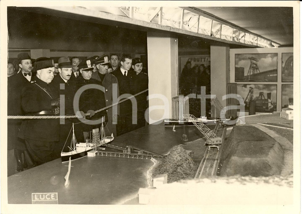 Fotografia d'epoca originale 1939 ROMA BORIS DI BULGARIA visita Mostra del Minerale 1