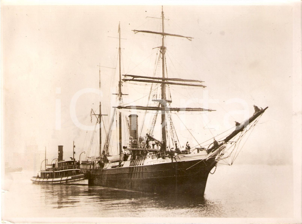 Fotografia d'epoca originale 1933 BOSTON (USA) La BEAR OF OAKLAND parte per Polo Sud 1