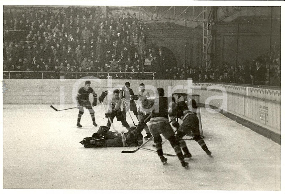 Fotografia d'epoca originale 1934 MILANO Finale mondiali di hockey tra CANADA e USA 1