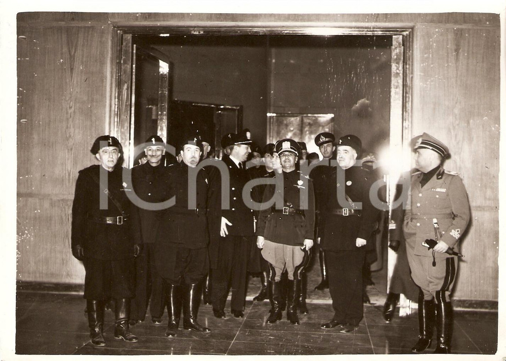 Fotografia d epoca originale 1938 MILANO Antonio Stefano BENNI inaugura nuovo Palazzo delle Poste Fotografia 1