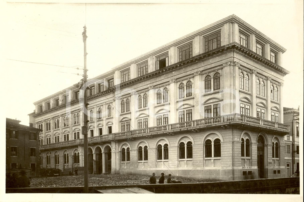 Fotografia d epoca originale 1935 PADOVA Il palazzo del Governo Vera foto ANIMATA 1