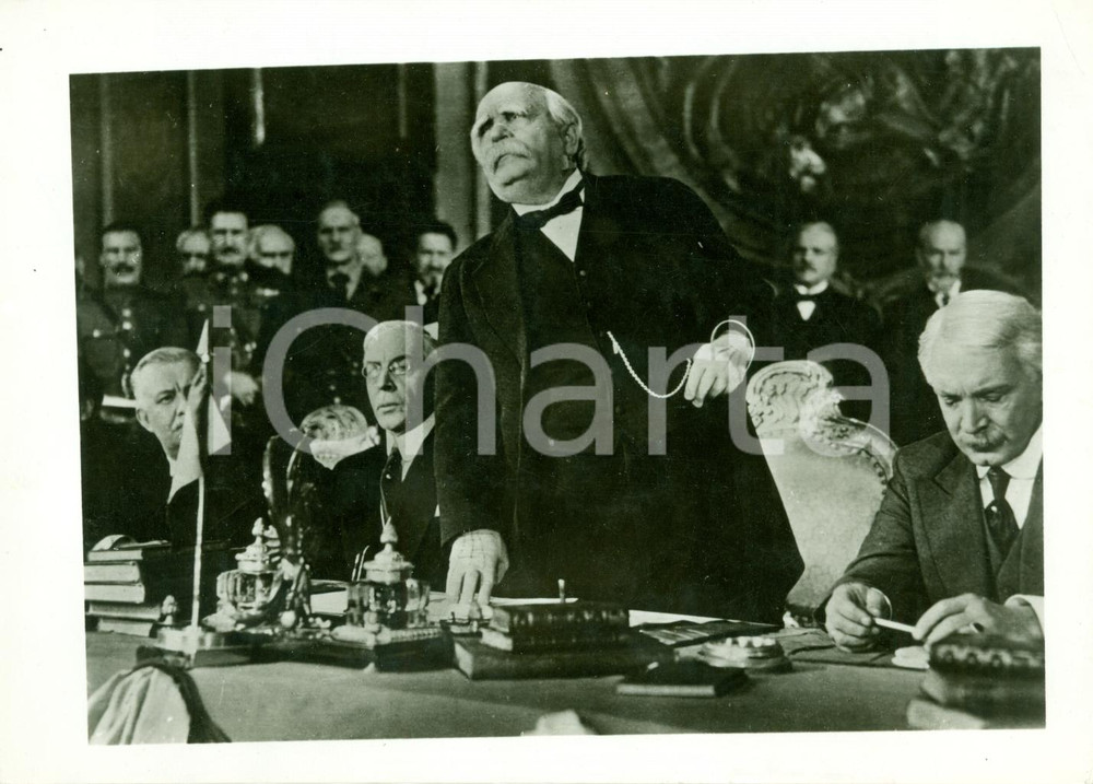 <font color="#800000"><b><font face="Times New Roman"><span style="font-size:16pt"><center>s.d., ma 1952<br><br><i>L'INDIMENTICABILE 1919</i>, 1