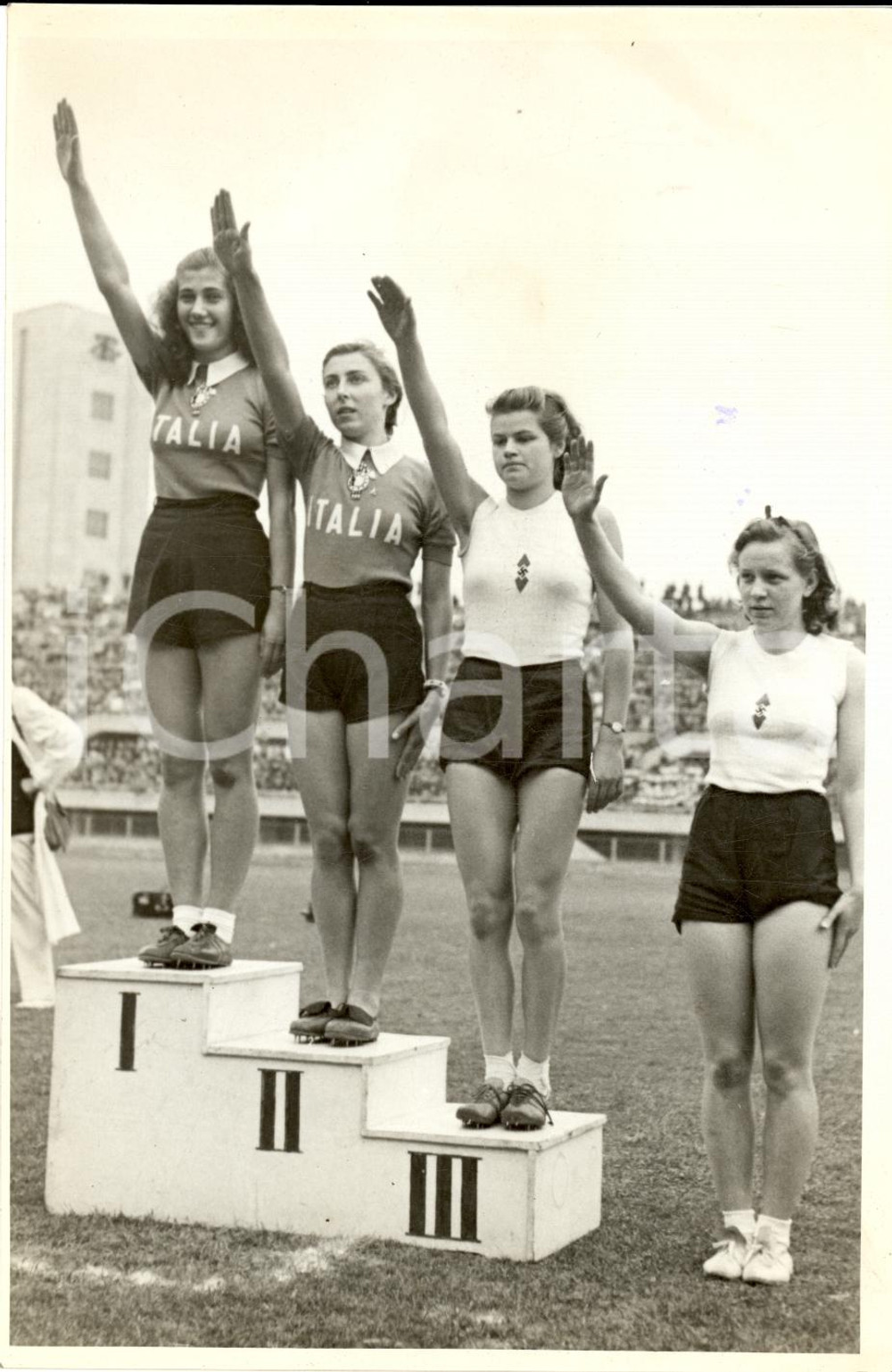 Fotografia d'epoca originale 1941 TORINO Atletica Vincitrici lancio del giavellotto 1