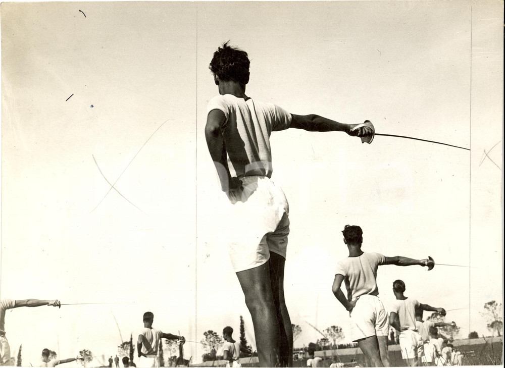 Fotografia d'epoca originale 1939 ROMA Esercizi di scherma allievi dell'ACCADEMIA 1