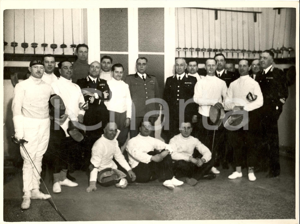Fotografia d'epoca originale 1937 MILANO Gara di scherma Ufficiali dei Carabinieri - Foto (2) 1
