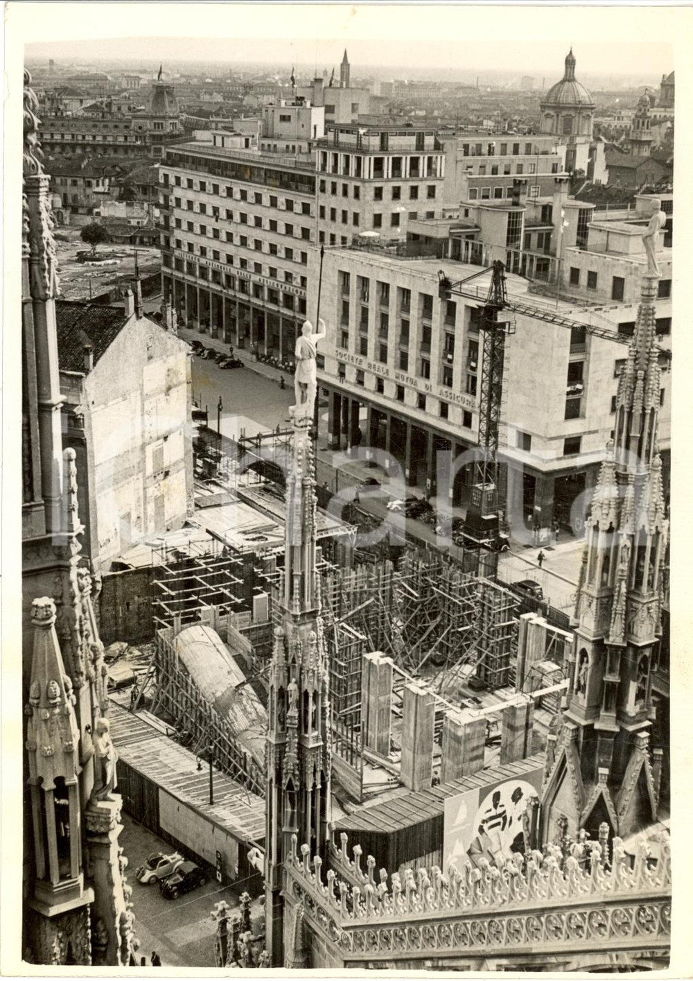 Fotografia d'epoca originale 1940 MILANO Cantiere per costruzione ARENGARIO visto da guglie DUOMO *Fotografia 1