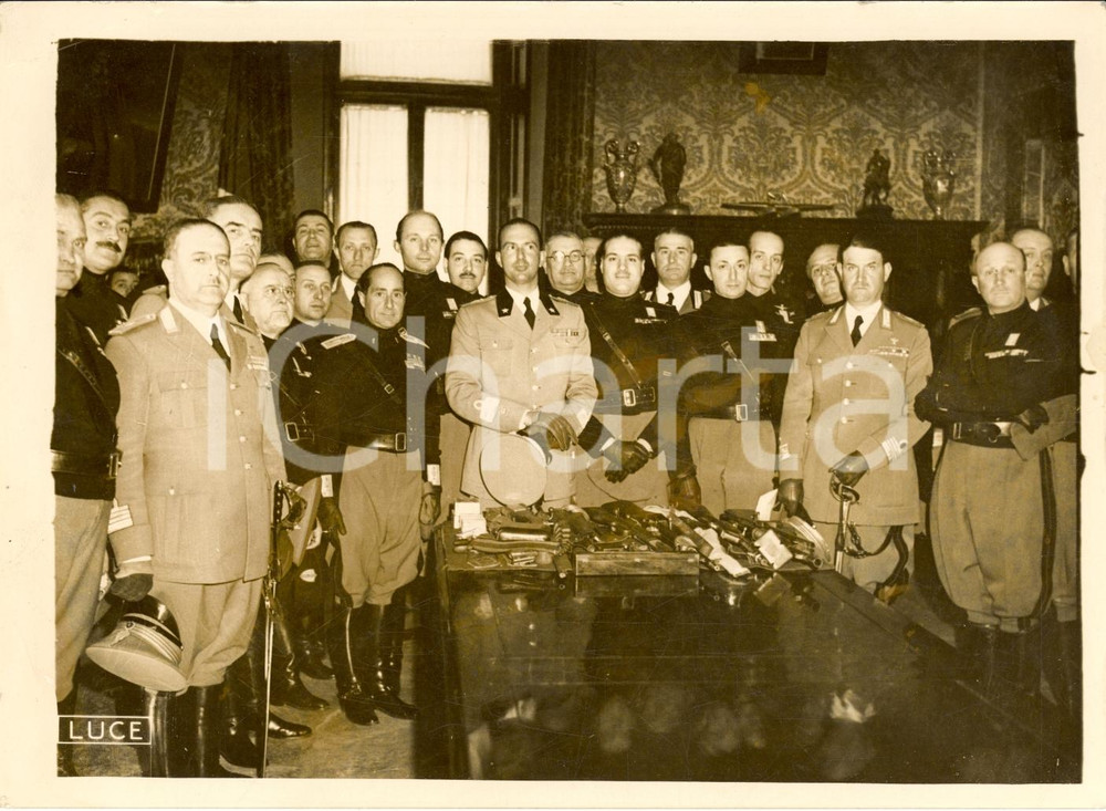 Fotografia d'epoca originale 1938 ROMA Achille STARACE Umberto II con Associazione GRANATIERI *Fotografia 1