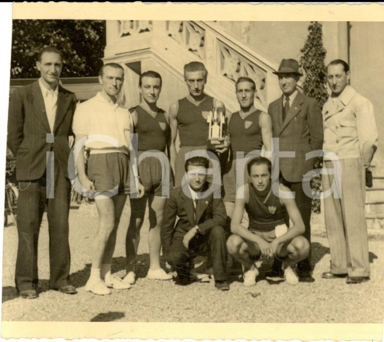 Fotografia d'epoca originale 1941 MILANO Squadra canottaggio per coppa TECNOMASIO 1