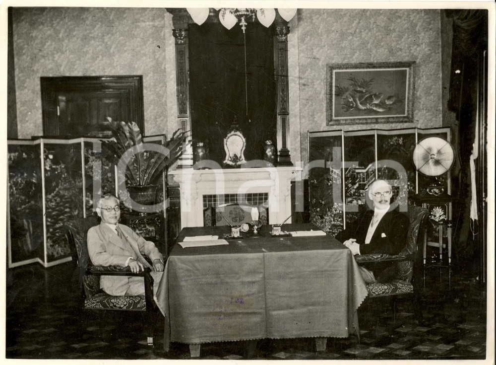 Fotografia d epoca originale 1939 TOKYO Accordo tra Hachiro ARITA e Robert CRAIGIE espansione giapponese CINA 1