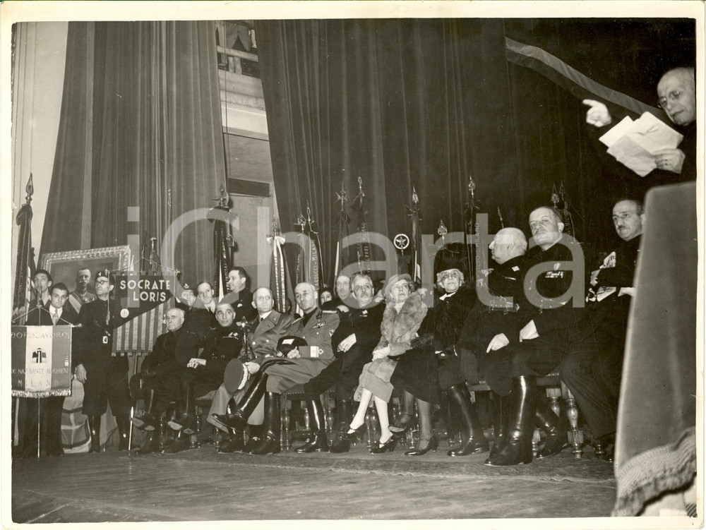 Fotografia d epoca originale 1937 MILANO TEATRO ODEON Attrice Dina GALLI raduno SocietÃ  DANTE ALIGHIERI Foto 1