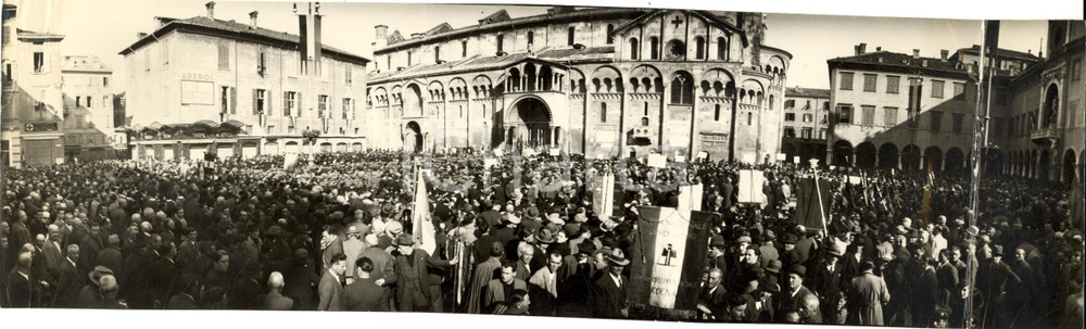 Fotografia d epoca originale 1935 MODENA Messa in piazza per XIV Anniversario Marcia su ROMA Foto DANNEGGIATA 1