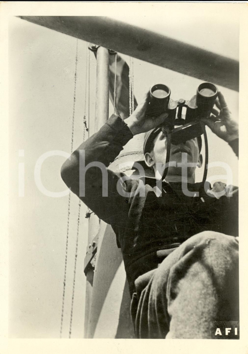 Fotografia d epoca originale 1942 GUERRA NAVALE WW2 La vedetta di un sommergibile italiano FOTO 1