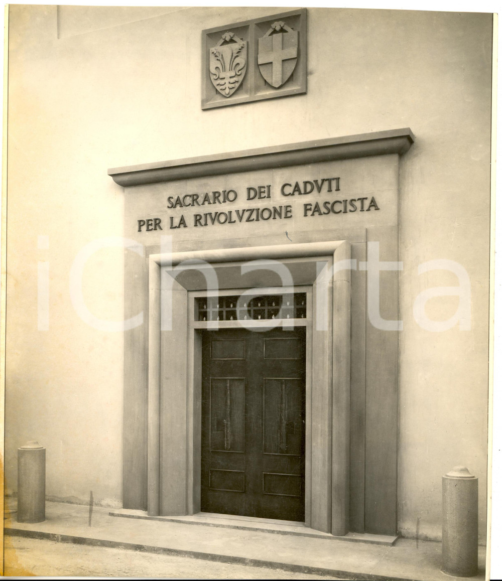 Fotografia d epoca originale 1940 ca FIRENZE Ingresso a Sacrario dei Caduti Fascisti Fotografia 1