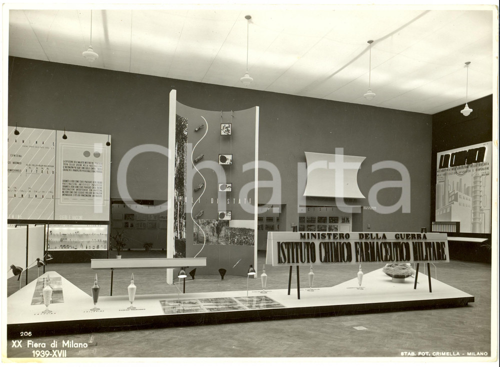 Fotografia d epoca originale 1939 MILANO Istituto chimicofarmaceutico militare alla XX FIERA Monopoli Stato 1