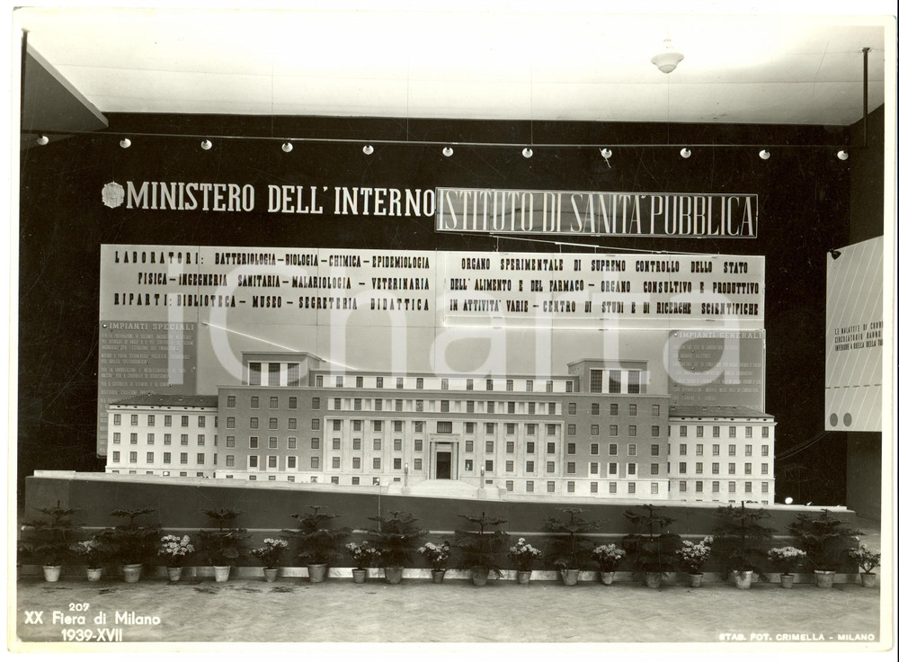 Fotografia d epoca originale 1939 MILANO Istituto di sanitÃ  pubblica alla XX FIERA FOTOGRAFIA 1