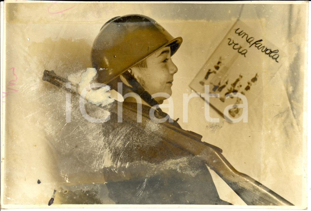 Fotografia d epoca originale 1935 PROPAGANDA FASCISTA Una favola vera del DUCE per BALILLA Foto DANNEGGIATA 1