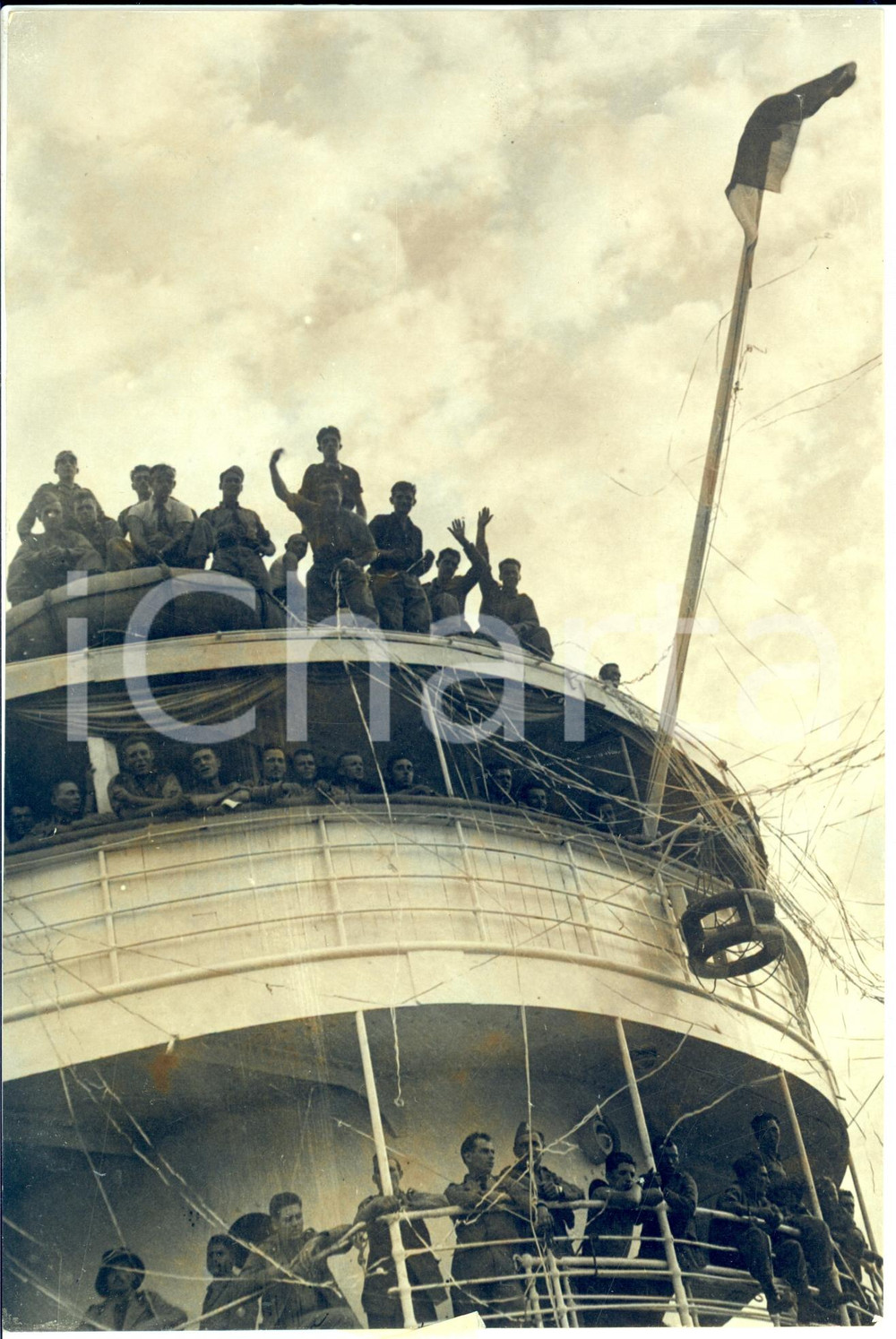 Fotografia d epoca originale 1935 NAPOLI Piroscafo GANGE trasporta soldati in AOI Fotografia 1