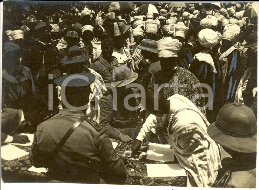 Fotografia d epoca originale 1936 ETIOPIA Soldati italiani al mercato indigeno Fotografia 1