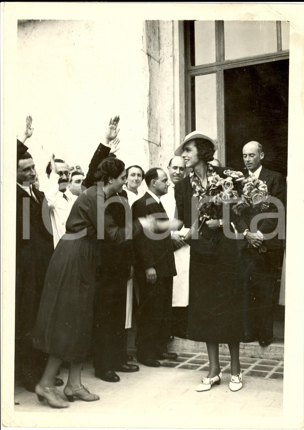 Fotografia d epoca originale 1938 ROMA Maria JosÃ© di SAVOIA visita Istituto SanitÃ  Pubblica Fotografia 1