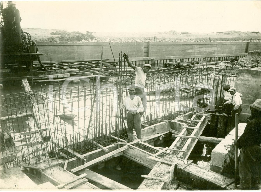 Fotografia d epoca originale 1929 FANO PS Ossatura in ferro banchina PORTO CANALE Foto ANIMATA 1