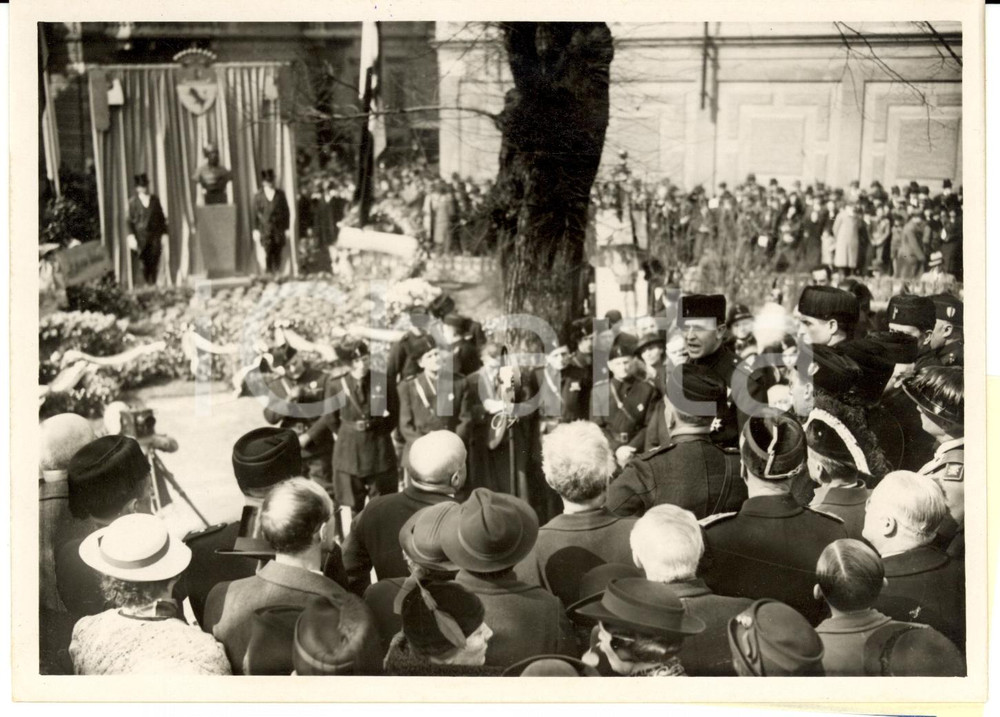 Fotografia d epoca originale 1936 TORINO Piazza CAVOUR Dino ALFIERI inaugura busto Lajos KOSSUTH Foto 1