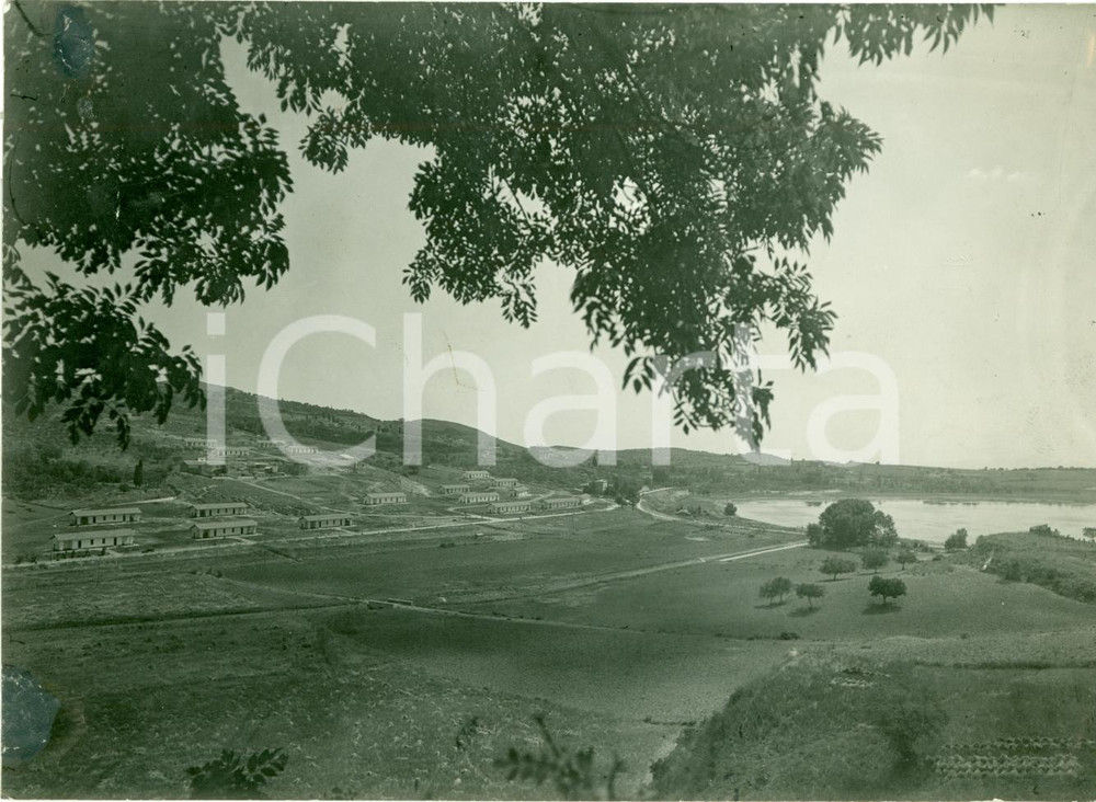 Fotografia d epoca originale 1937 ENNA Nuovo villaggio di bonifica sul lago PERGUSA Fotografia 1
