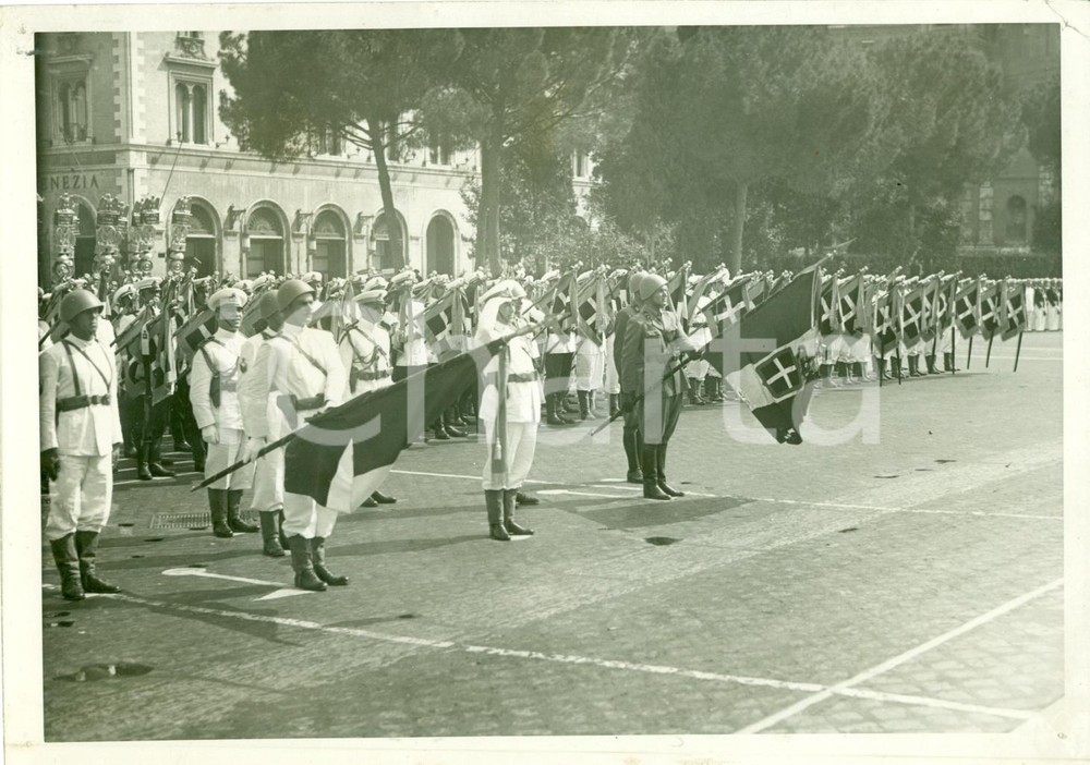 Fotografia d epoca originale 1939 ROMA Marina Italiana rende omaggio al MILITE IGNOTO Fotografia 1