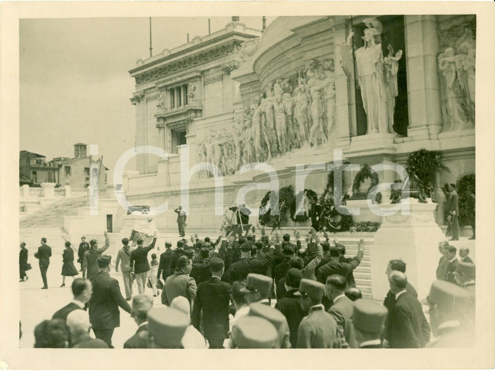 Fotografia d epoca originale 1930 ca ROMA Tremila combattenti di NAPOLI al MILITE IGNOTO Fotografia 1