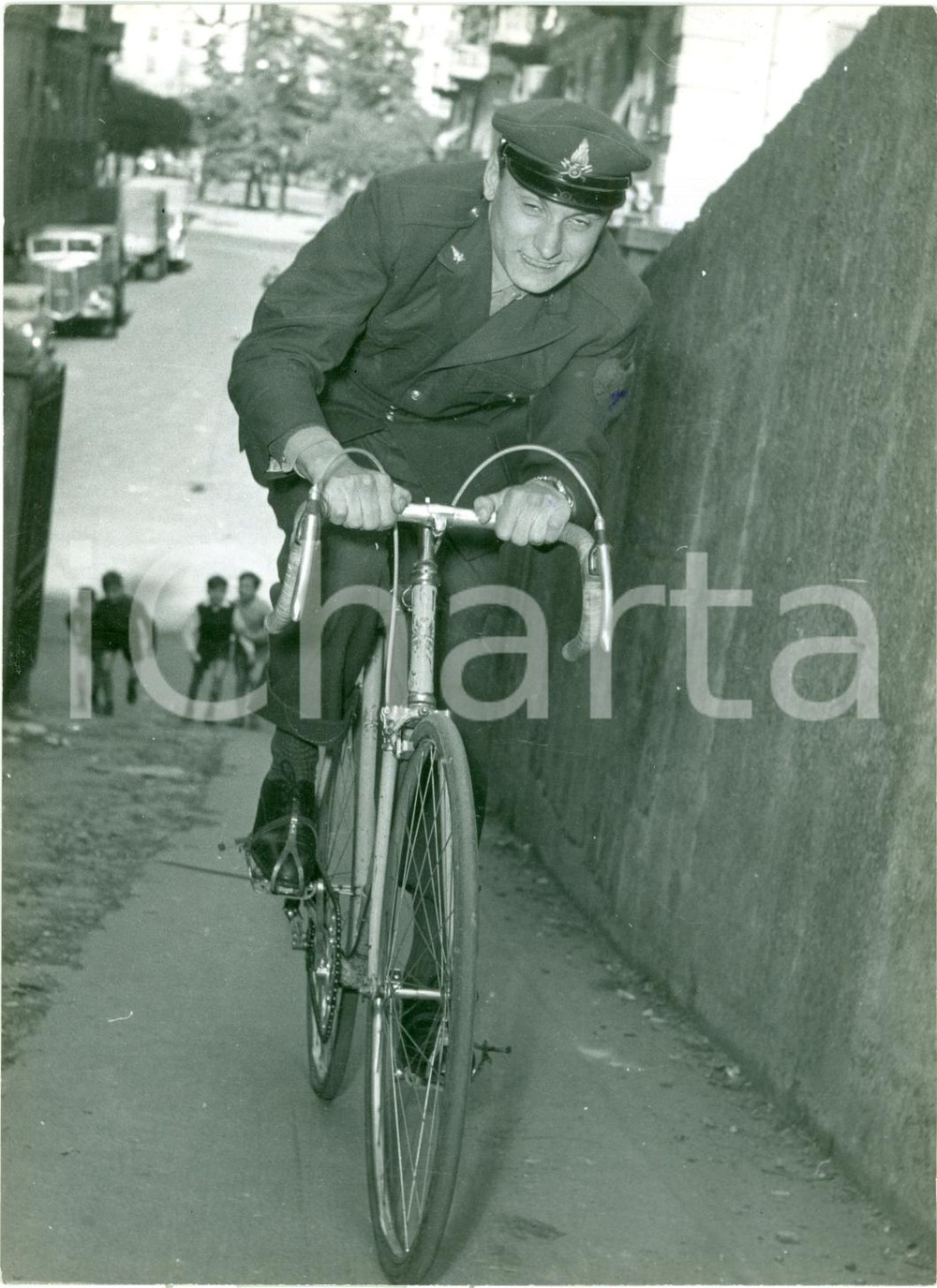Fotografia d epoca originale 1956 GIRO D ITALIA Ciclista Mino DE ROSSI si allena Fotografia 1