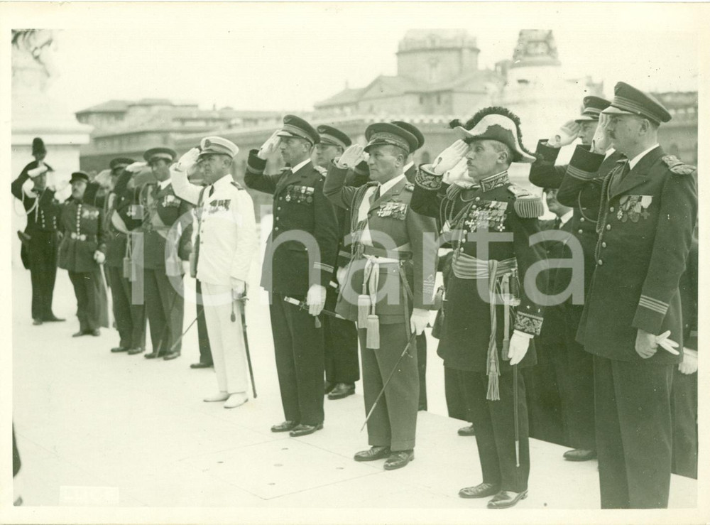 Fotografia d epoca originale 1934 ROMA Omaggio Aviatori Francesi al MILITE IGNOTO Fotografia 1