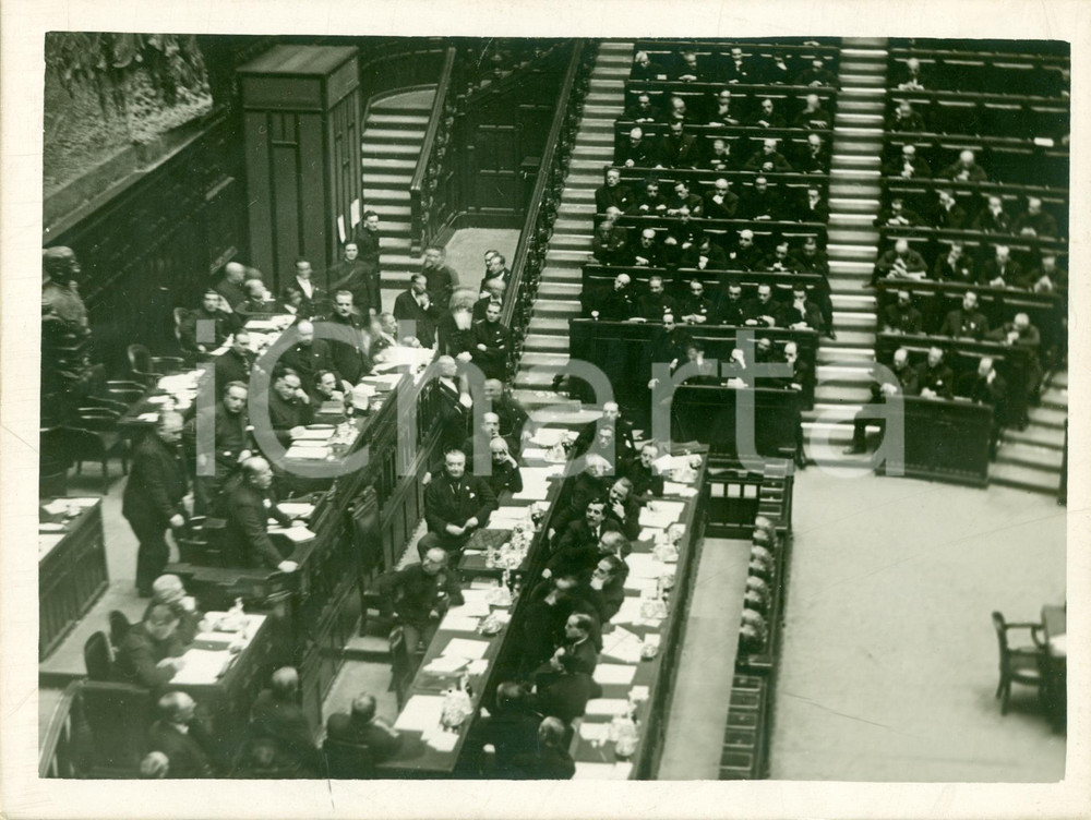 Fotografia d epoca originale 1928 ROMA Benito MUSSOLINI alla CAMERA ultima seduta 27 Legislatura Fotografia 1
