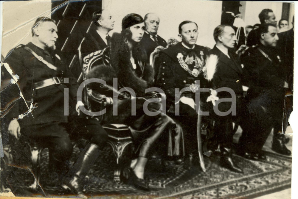 Fotografia d epoca originale 1934 NAPOLI La PRINCIPESSA di PIEMONTE per la Chiesa di Donna Regina Fotografia 1